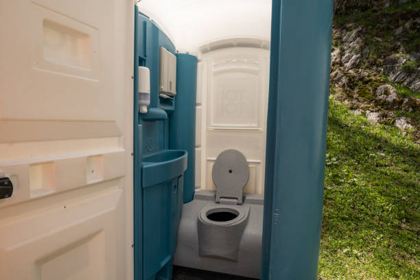 Best Portable toilet rental cost  in Soldotna, AK